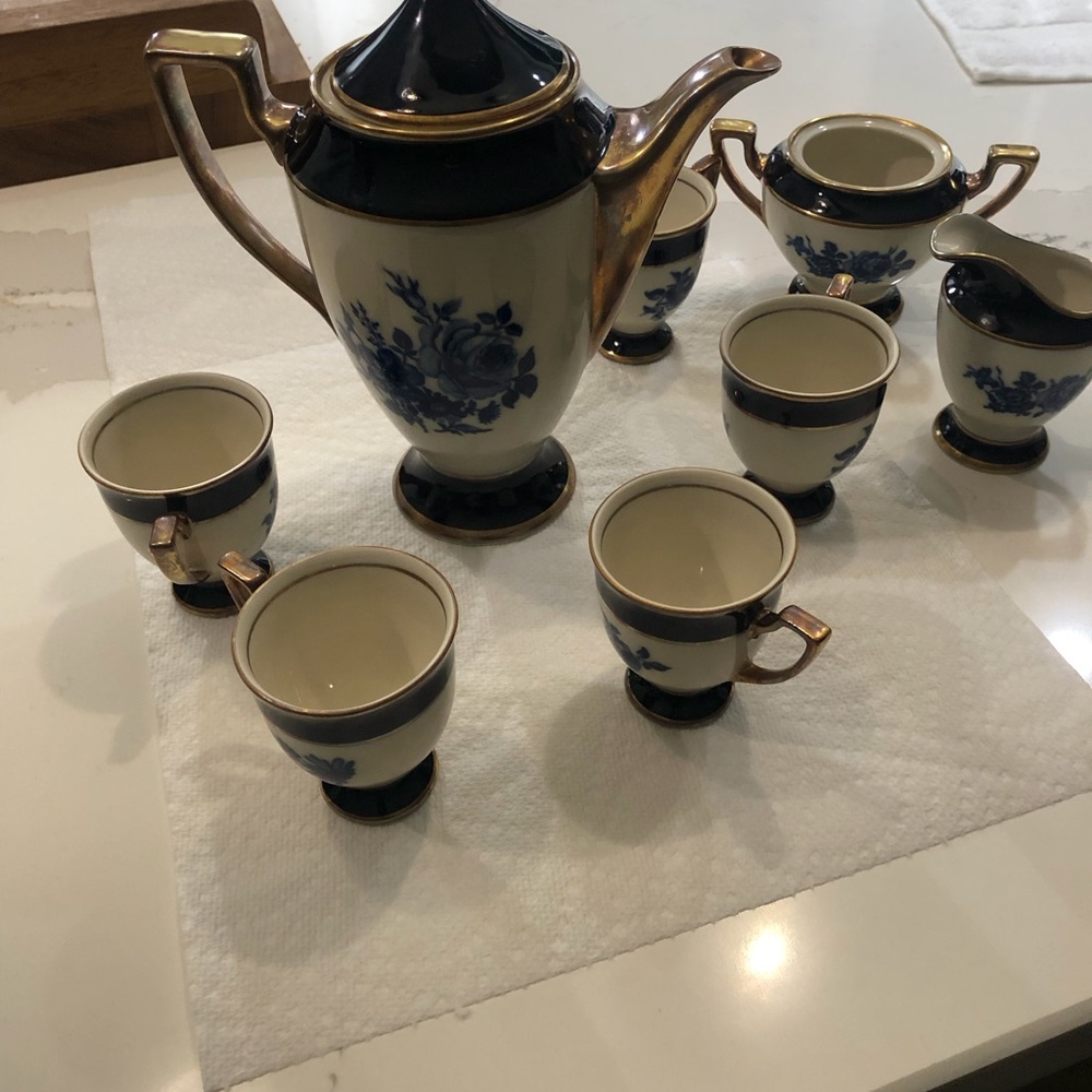 Vintage Echt 22 KT Cobalt Bavaria Germany Handerbeit Gold Teapot Cream Sugar